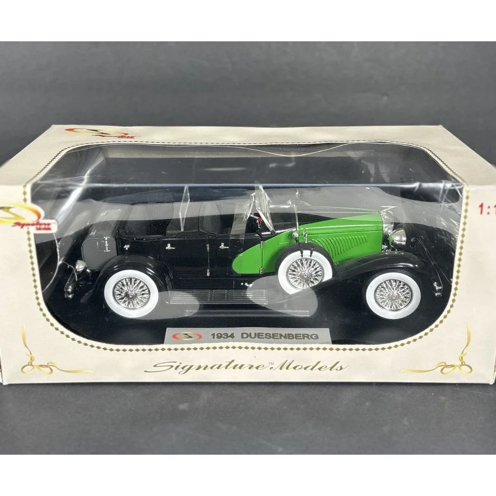 1934 Duesenberg Convertible Green Black 1:18 Signature Models Diecast Car